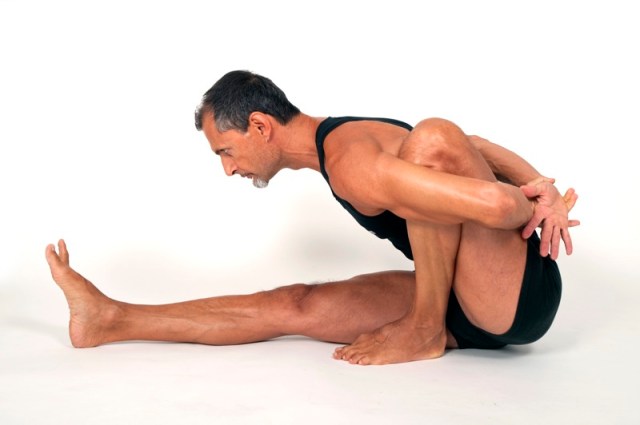 Marichyasana I